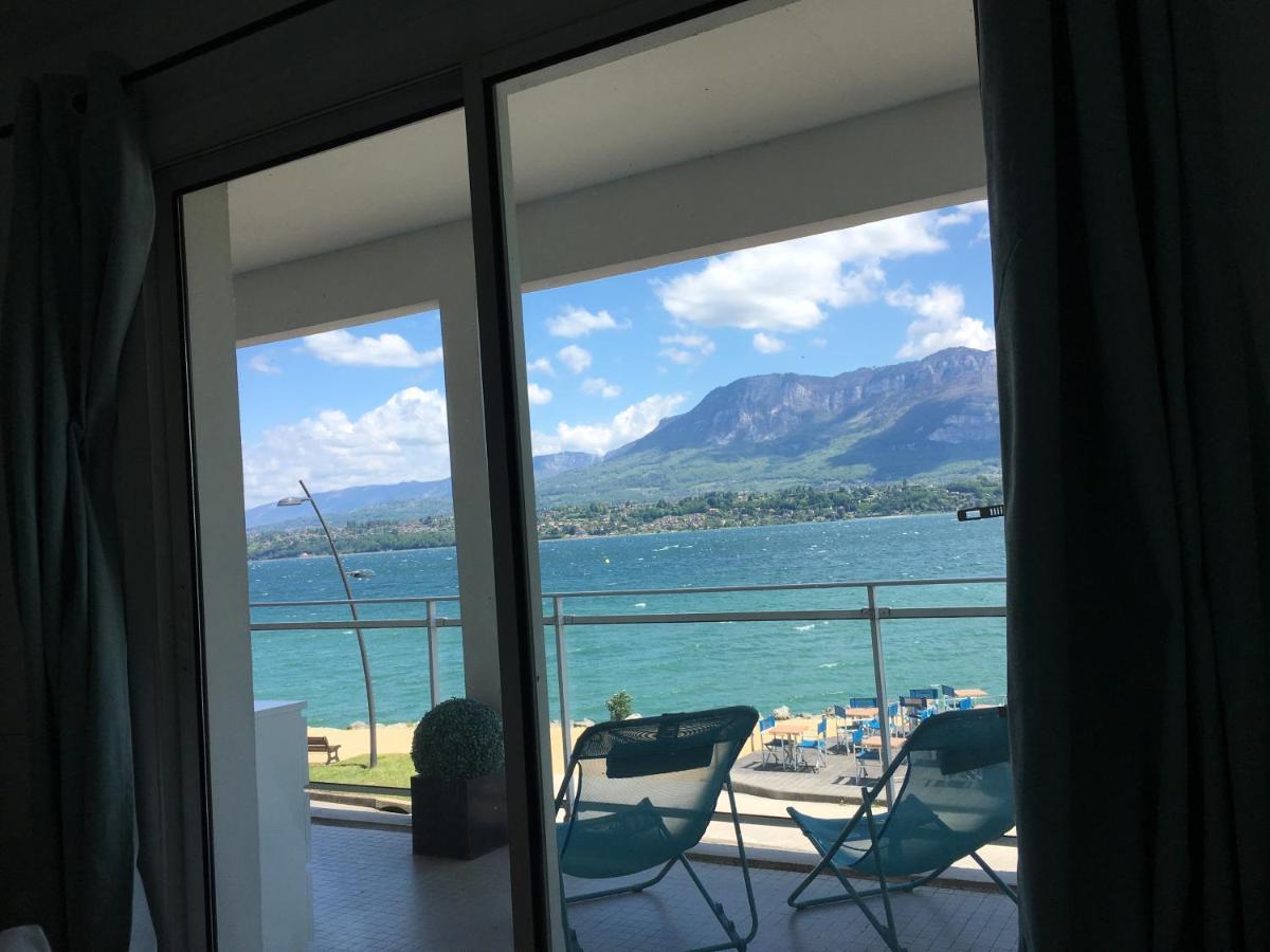 Pieds Dans L'Eau Au Lac Du Bourget Ле-Бурже-дю-Лак Екстер'єр фото